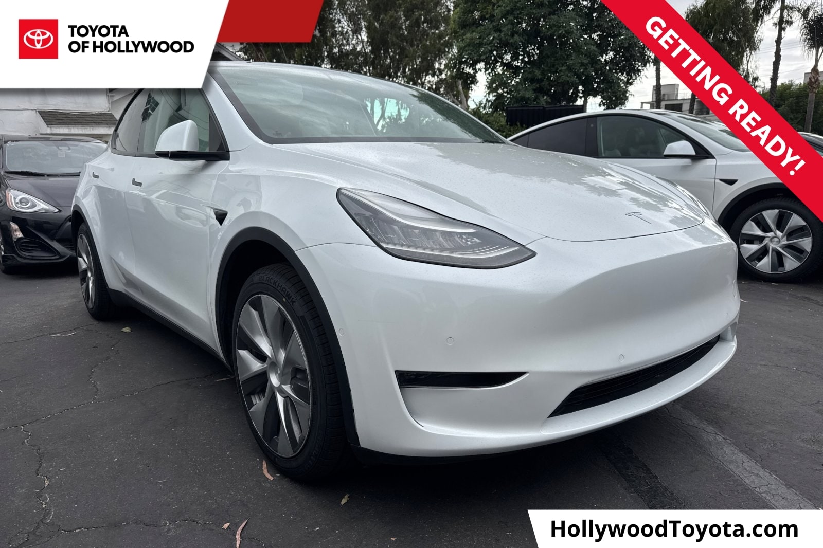 Used 2021 Tesla Model Y Standard Range with VIN 5YJYGDED6MF132902 for sale in Los Angeles, CA