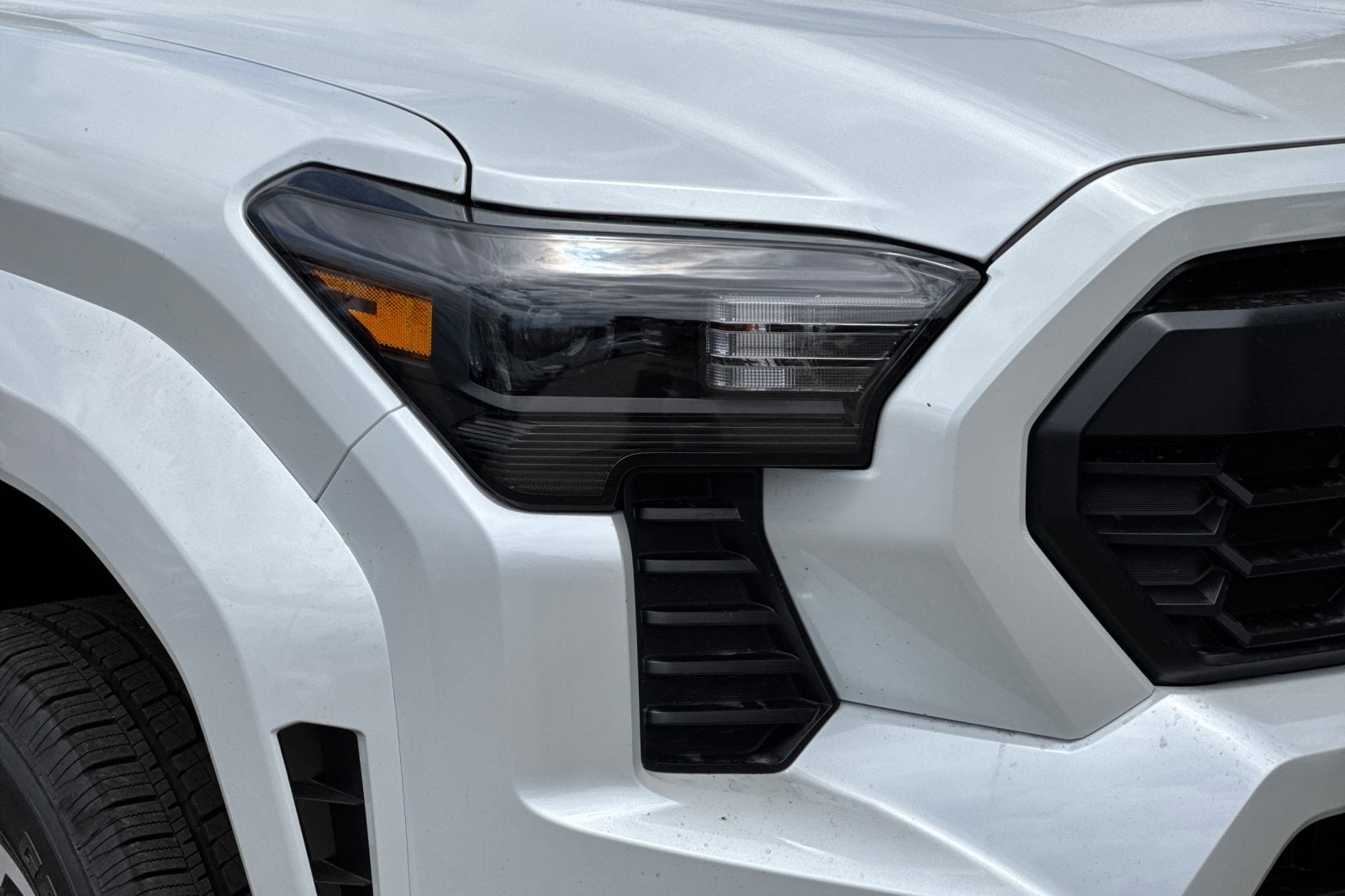 2026 Toyota Tacoma TRD Sport - Photo 32