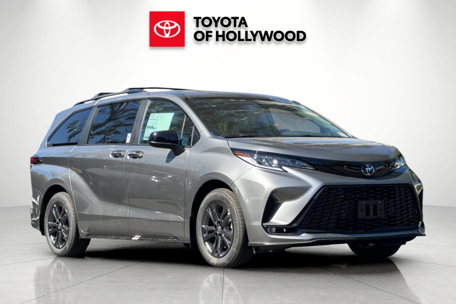 2026 Toyota Sienna XSE 7 PASSENGER