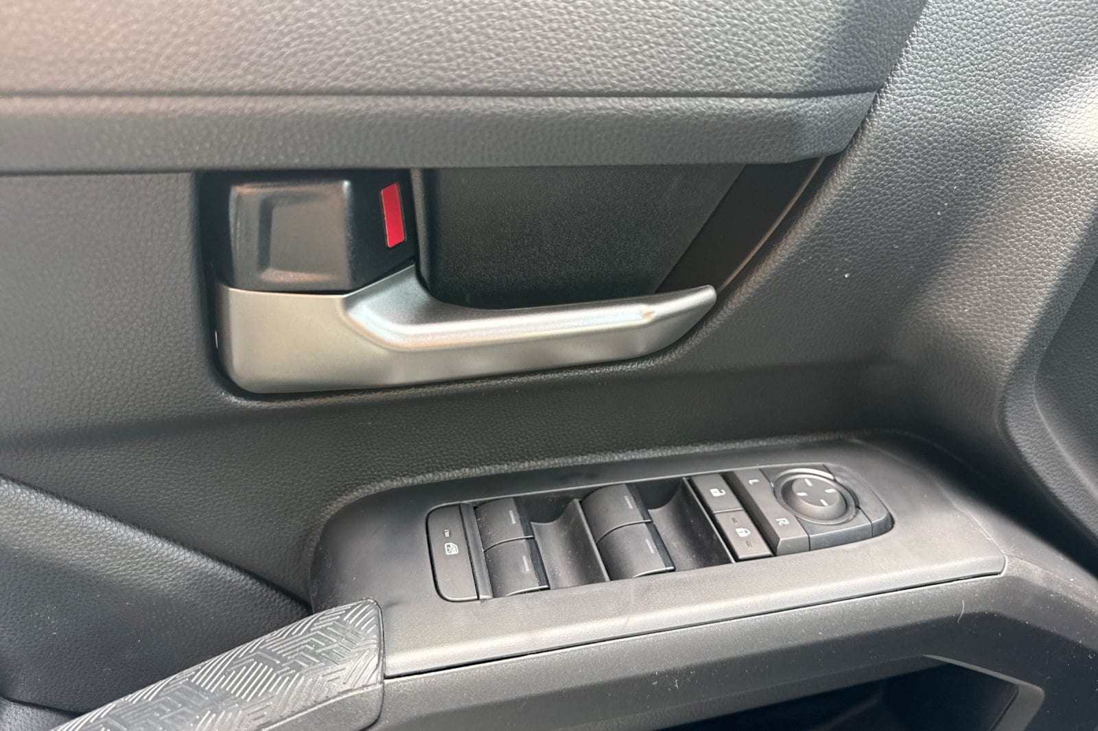 2026 Toyota Tacoma TRD Sport - Photo 11
