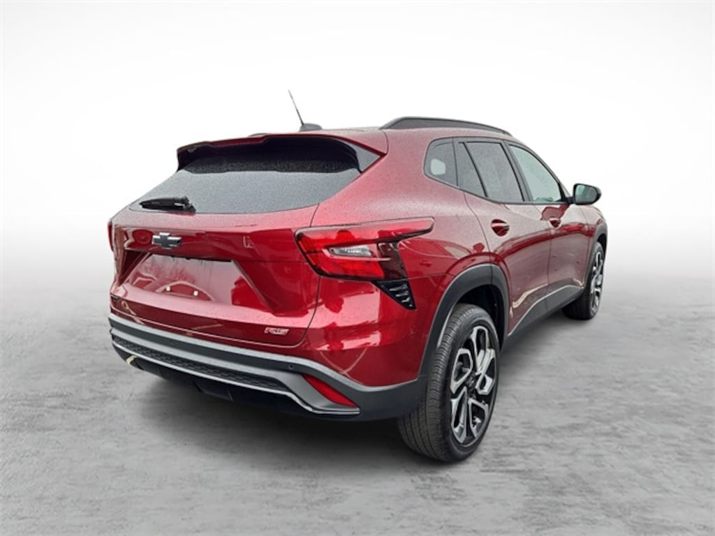 Used 2025 Chevrolet Trax 2RS SUV