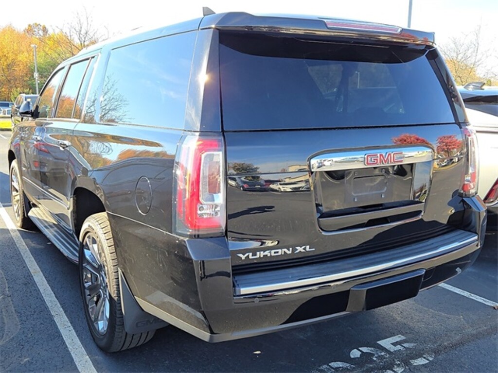 Used 2016 GMC Yukon XL Denali SUV