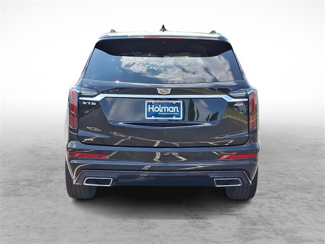 2023 Cadillac XT6 Sport photo 4