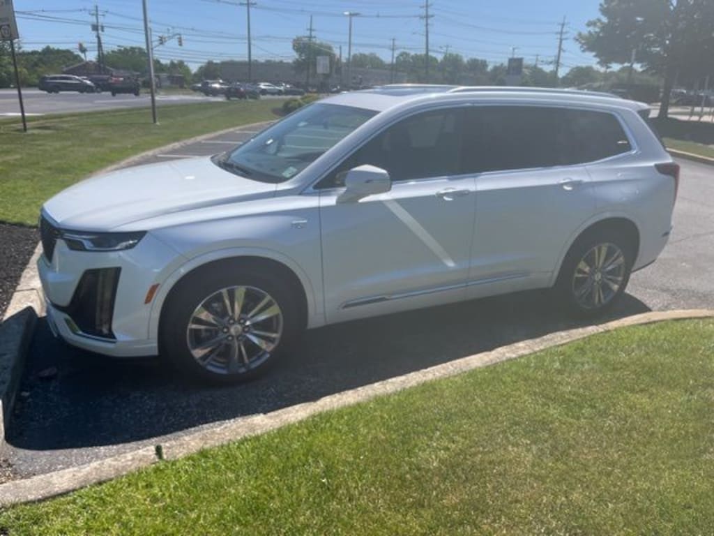 Certified 2022 CADILLAC XT6 Premium Luxury SUV