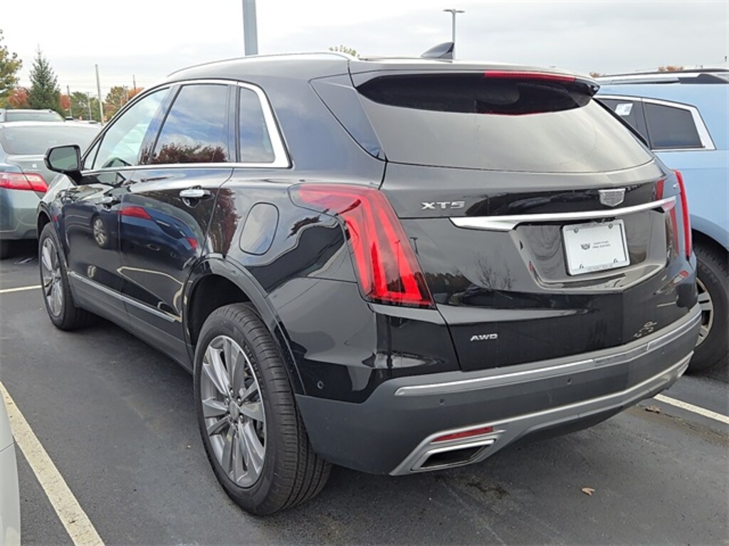 Used 2024 CADILLAC XT5 Premium Luxury SUV