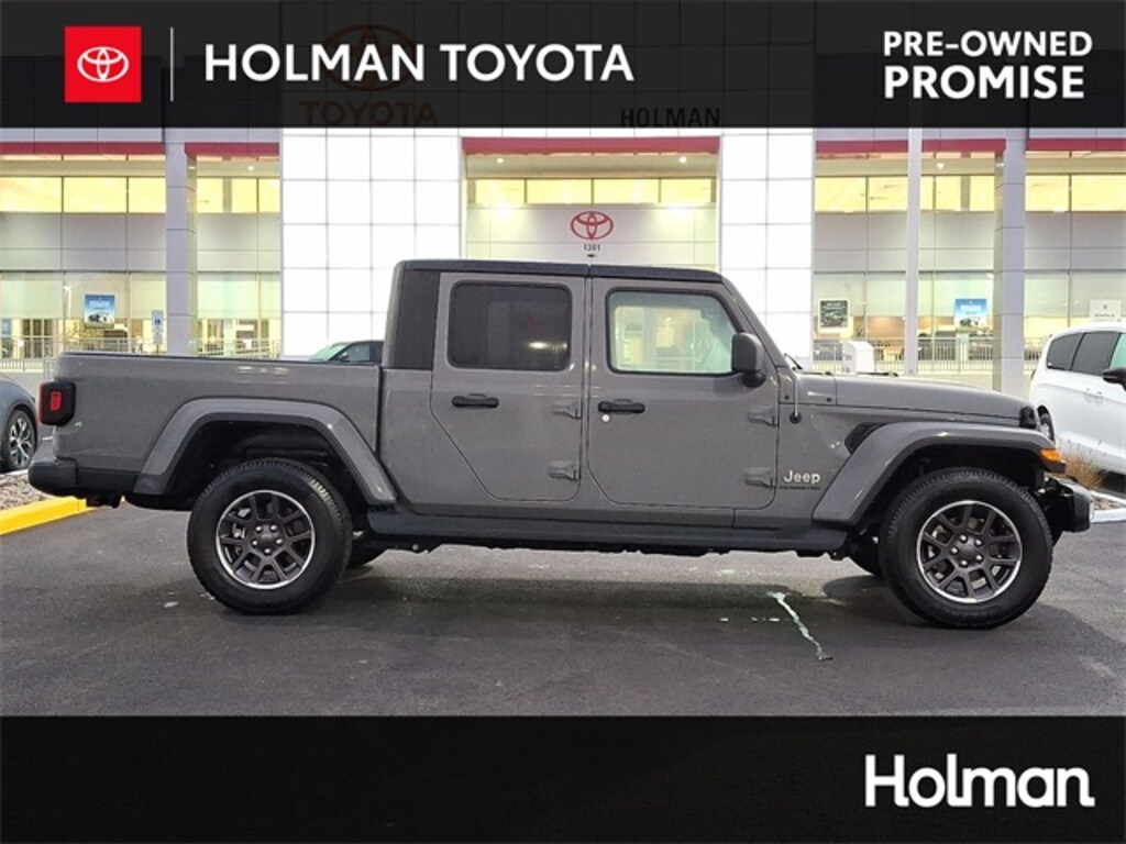 Used 2022 Jeep Gladiator Overland Truck Crew Cab