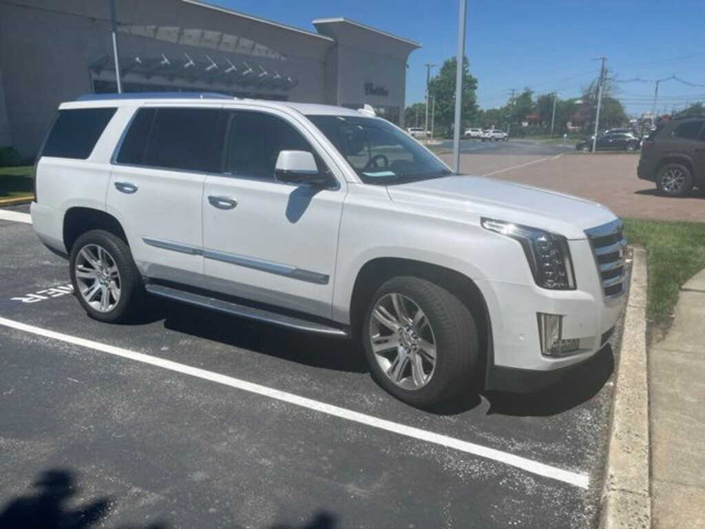 Used 2020 CADILLAC Escalade Luxury SUV