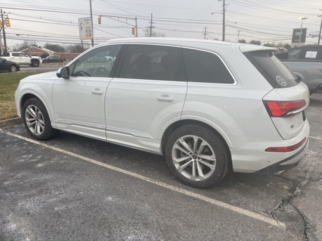 Used 2025 Audi Q7 55 Premium SUV