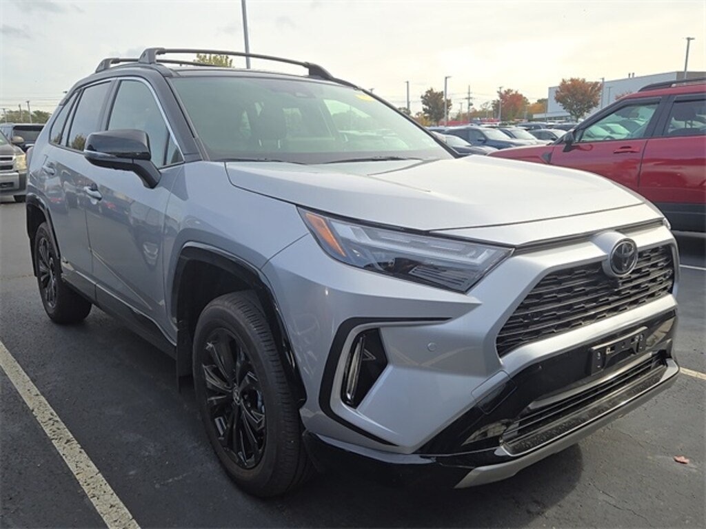 Used 2025 Toyota RAV4 Hybrid XSE SUV