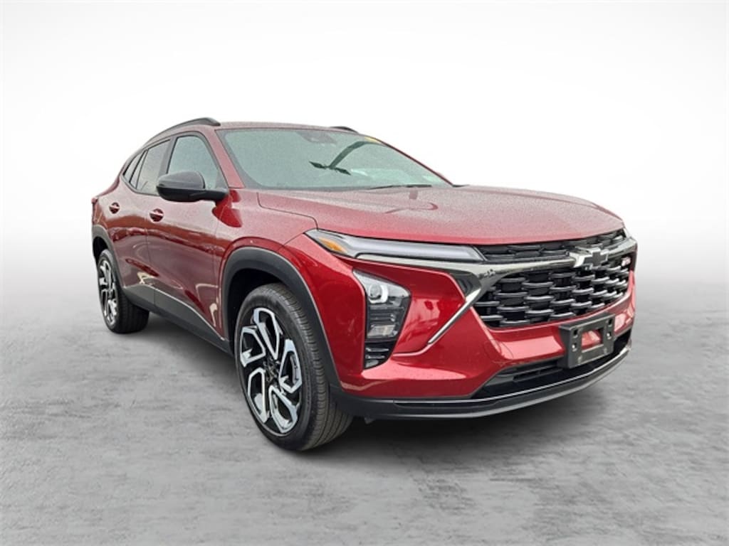 Used 2025 Chevrolet Trax 2RS SUV