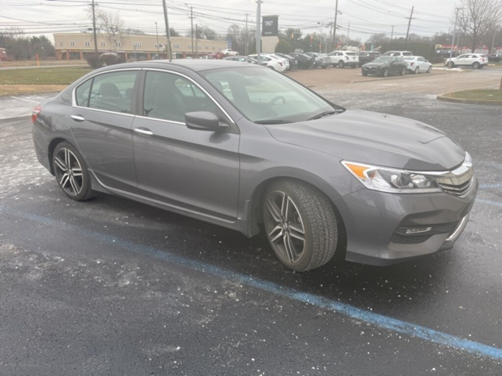 Used 2017 Honda Accord Sport SE Sedan