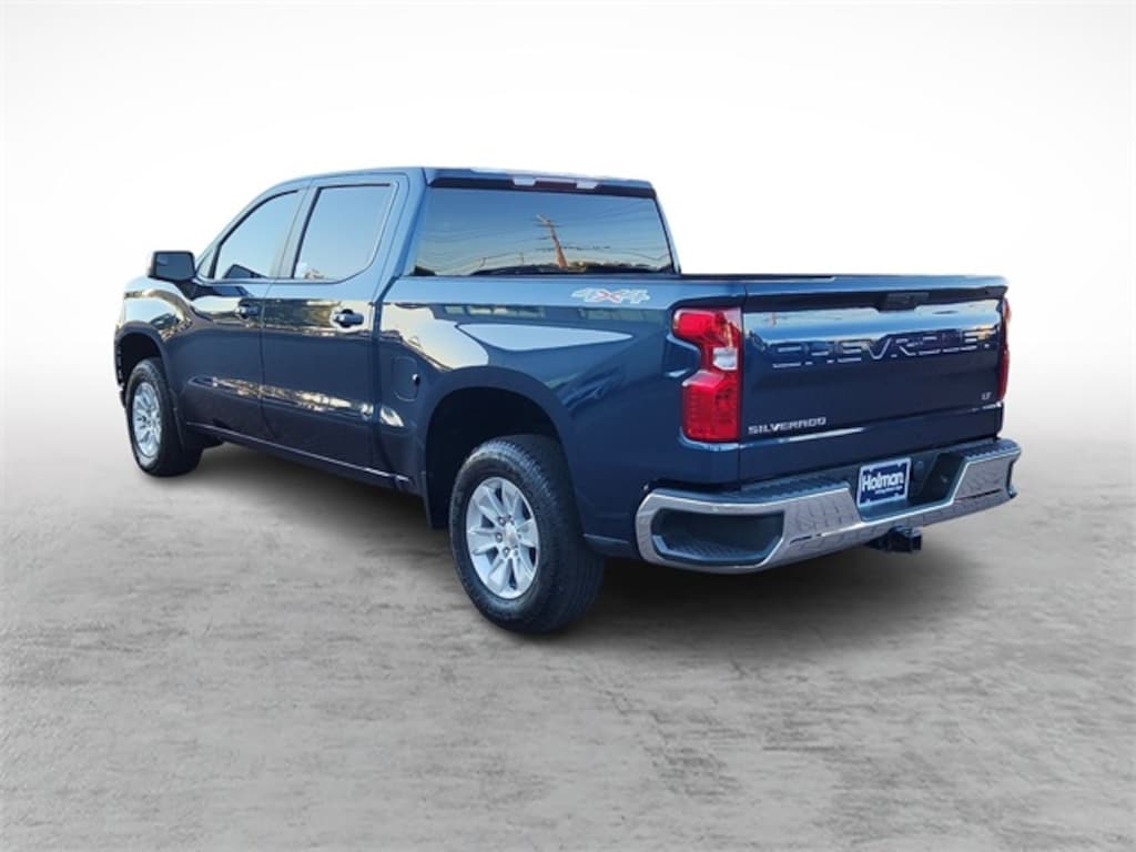 Used 2021 Chevrolet Silverado 1500 LT Truck Crew Cab