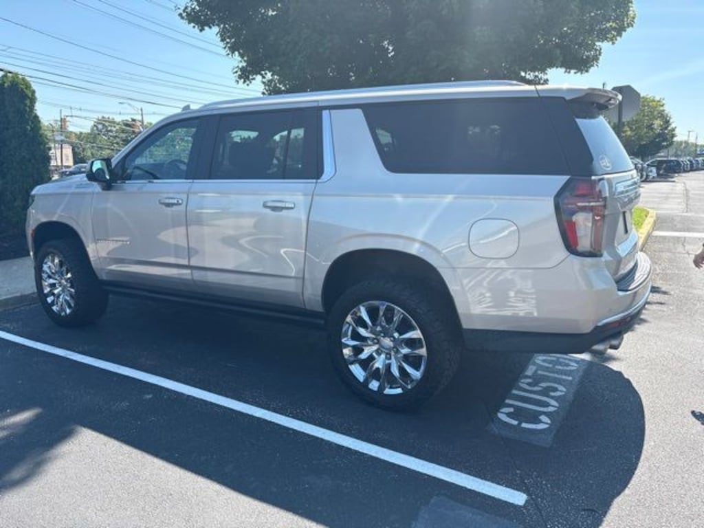 Used 2021 Chevrolet Suburban High Country SUV