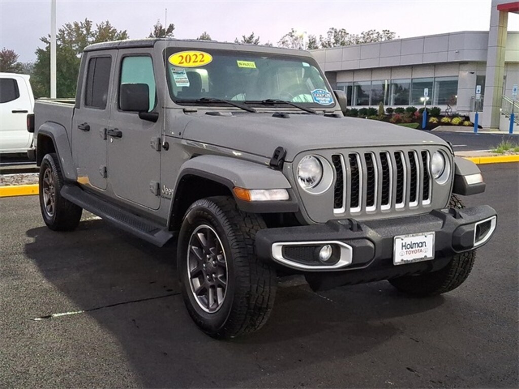 Used 2022 Jeep Gladiator Overland Truck Crew Cab