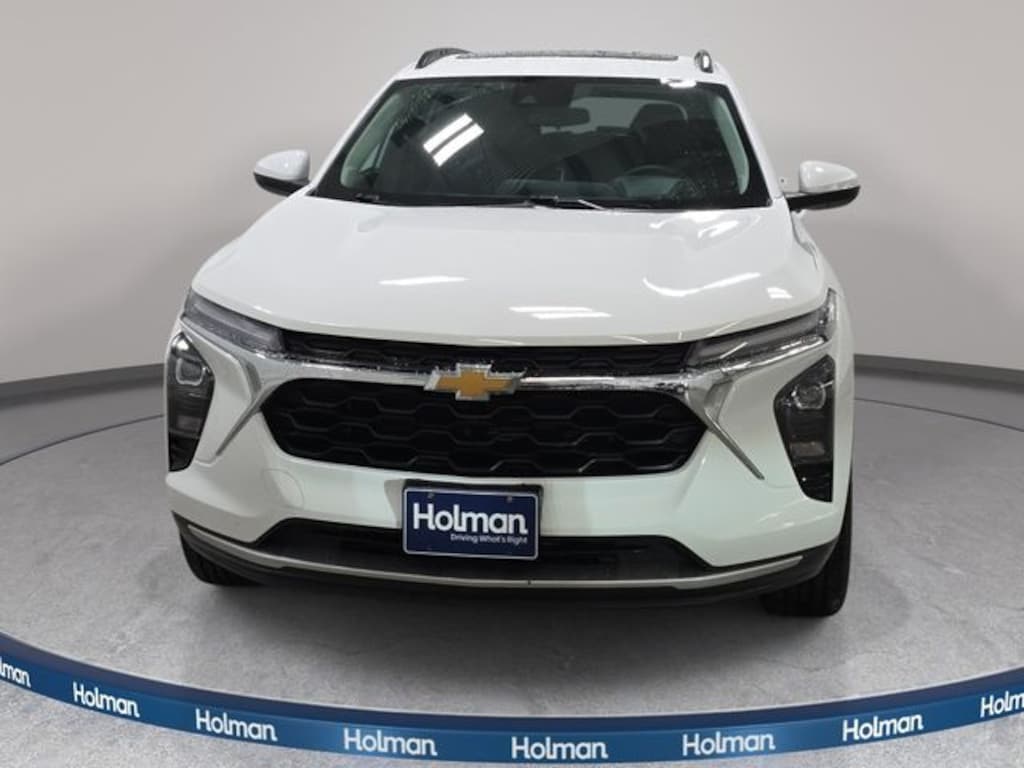 Used 2024 Chevrolet Trax LT SUV