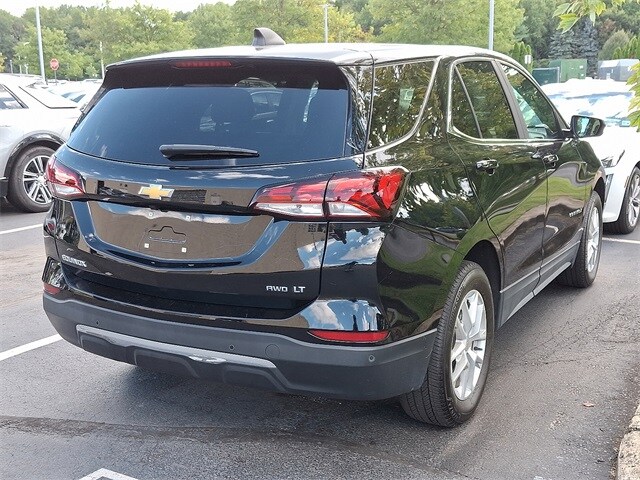2023 Chevrolet Equinox LT photo 3