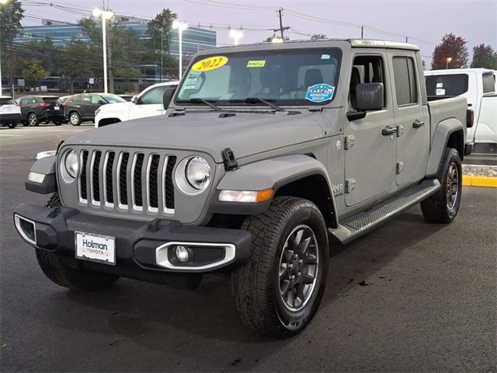 Used 2022 Jeep Gladiator Overland Truck Crew Cab