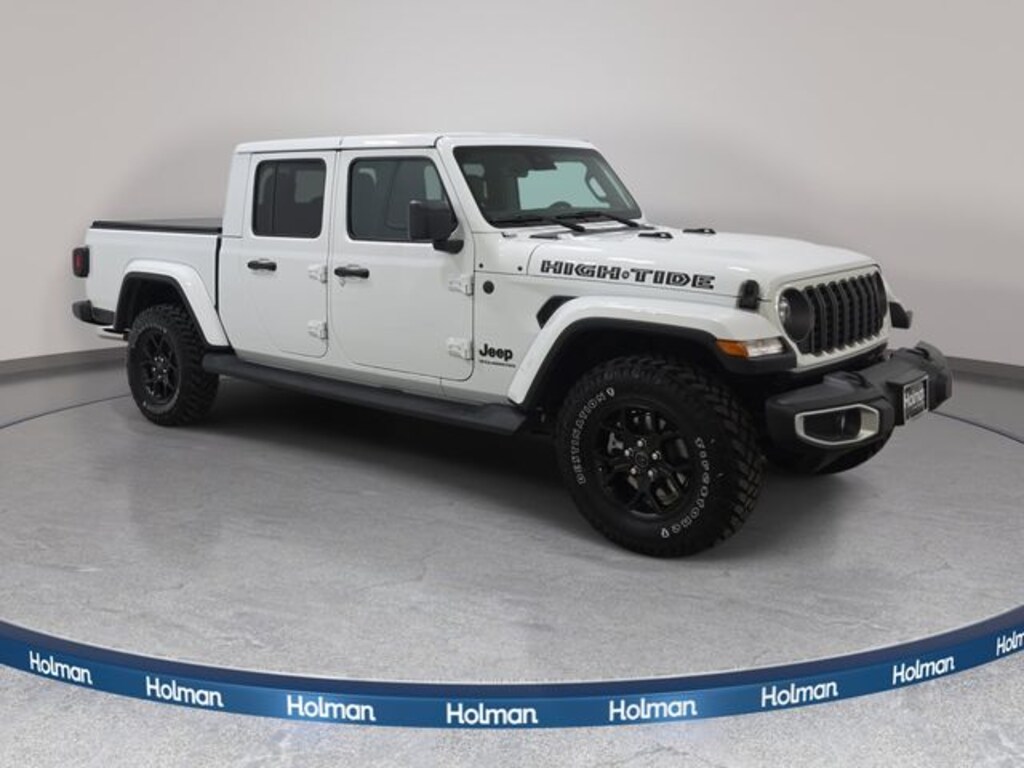 Used 2025 Jeep Gladiator Sport Truck Crew Cab