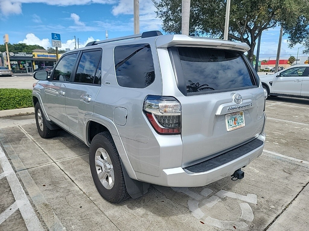 2024 Toyota 4Runner SR5 photo 3