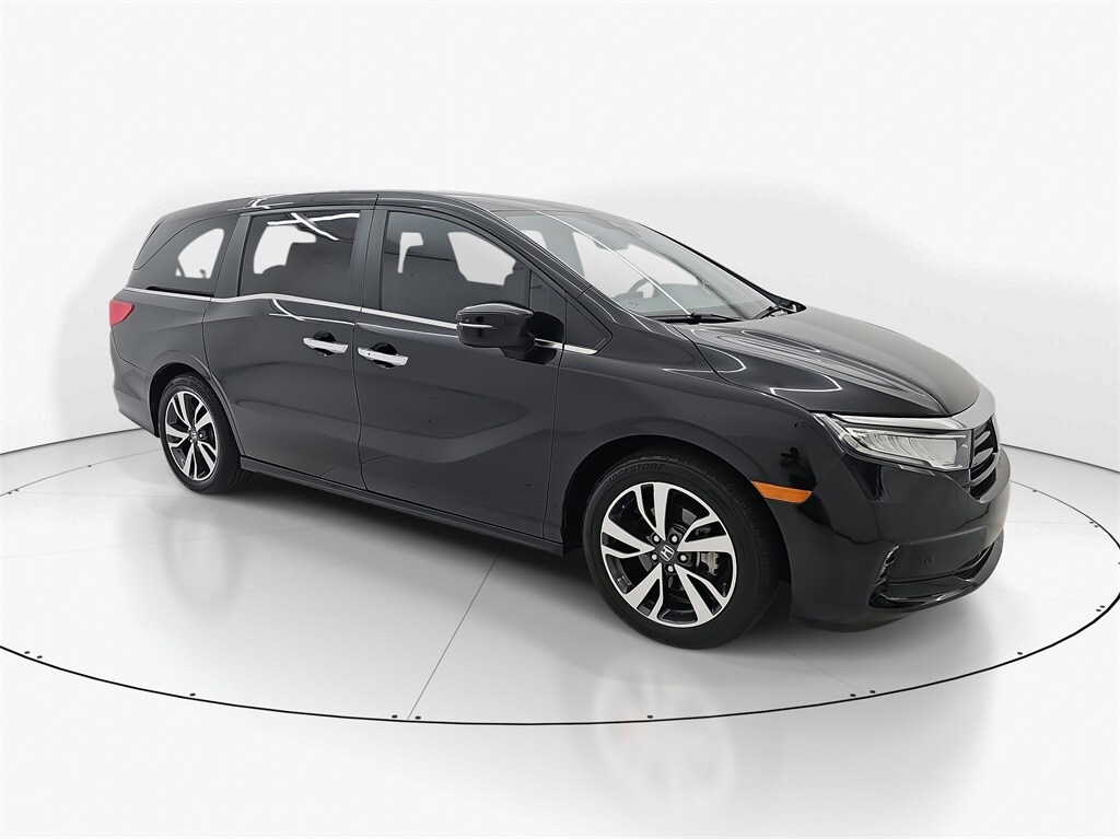 2024 Honda Odyssey Touring photo 4