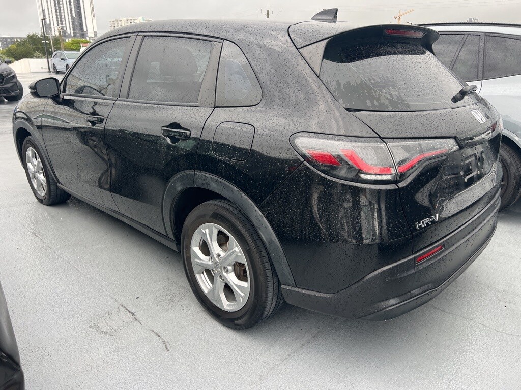 2023 Honda HR-V LX 2WD photo 3