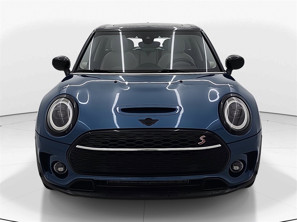 2022 Mini Cooper S Iconic photo 2
