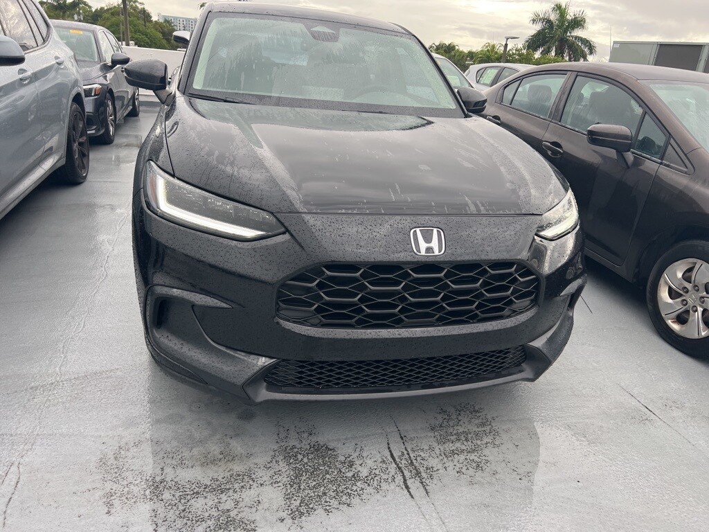 2023 Honda HR-V LX 2WD photo 4