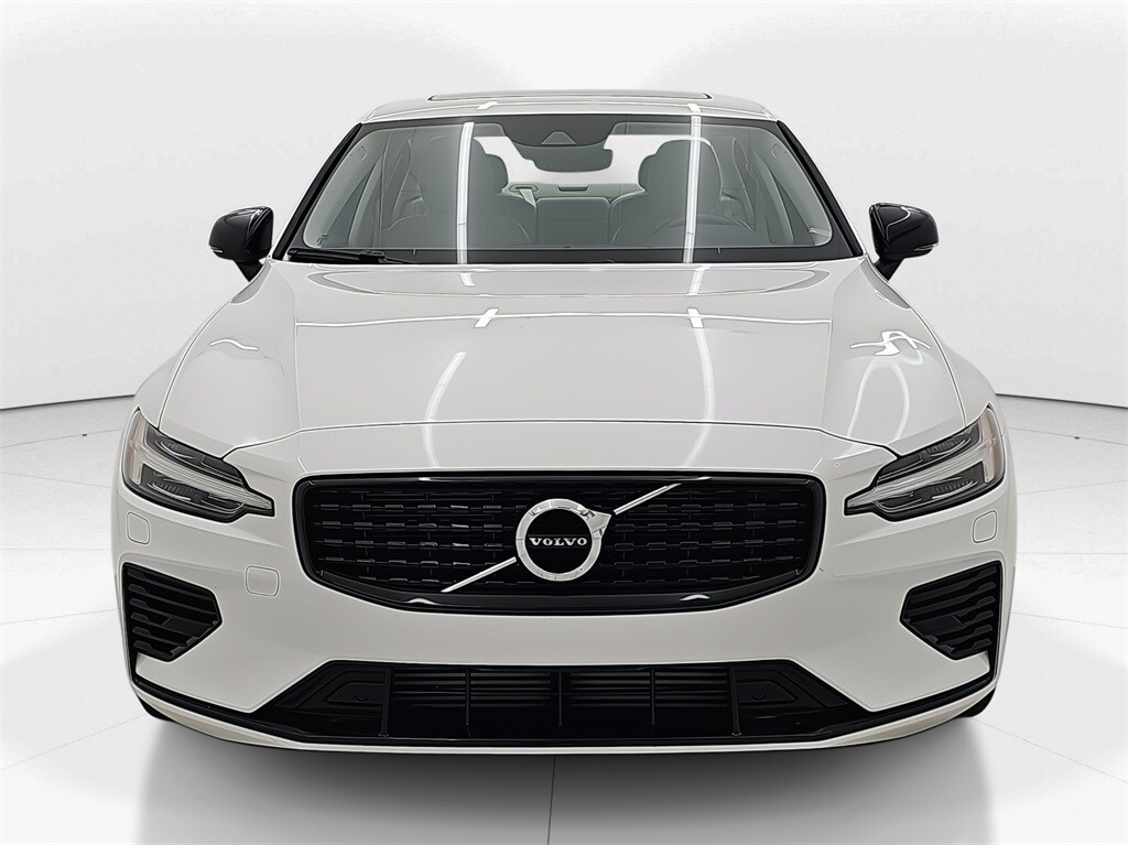 Used 2022 Volvo S60 Recharge Plug-In Hybrid T8 R-Design Expression Extended Range Sedan