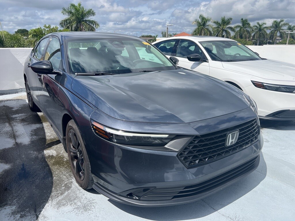 2025 Honda Accord SE photo 3
