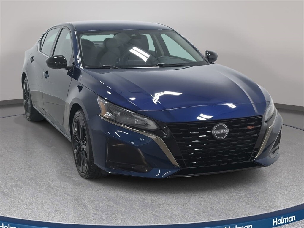 Used 2024 Nissan Altima 2.5 SR Sedan