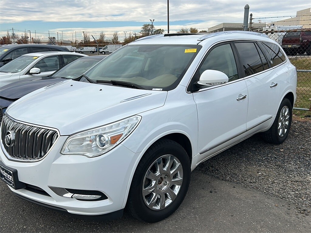 2017 Buick Enclave Leather photo 3
