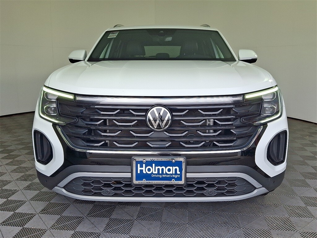 Used 2024 Volkswagen Atlas Cross Sport 2.0T SE w/Technology SUV