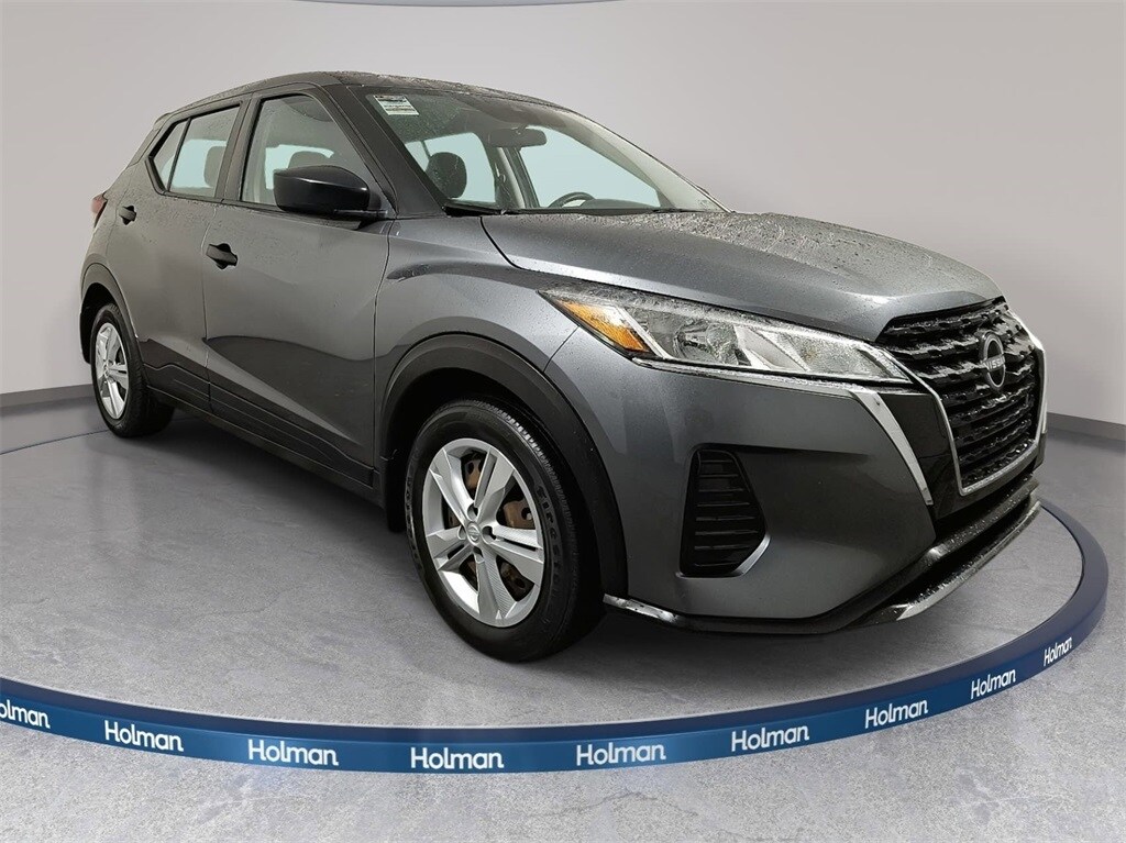 Used 2022 Nissan Kicks S SUV