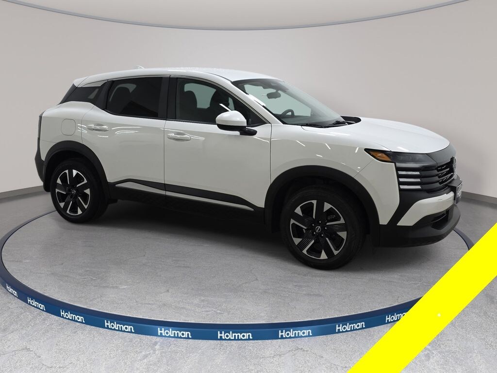 Used 2025 Nissan Kicks SV SUV