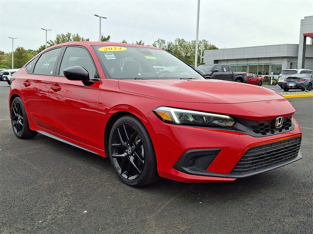 Used 2024 Honda Civic Sport Hatchback