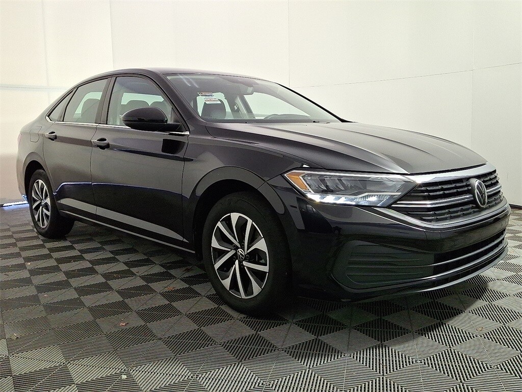 Used 2024 Volkswagen Jetta 1.5T S Sedan