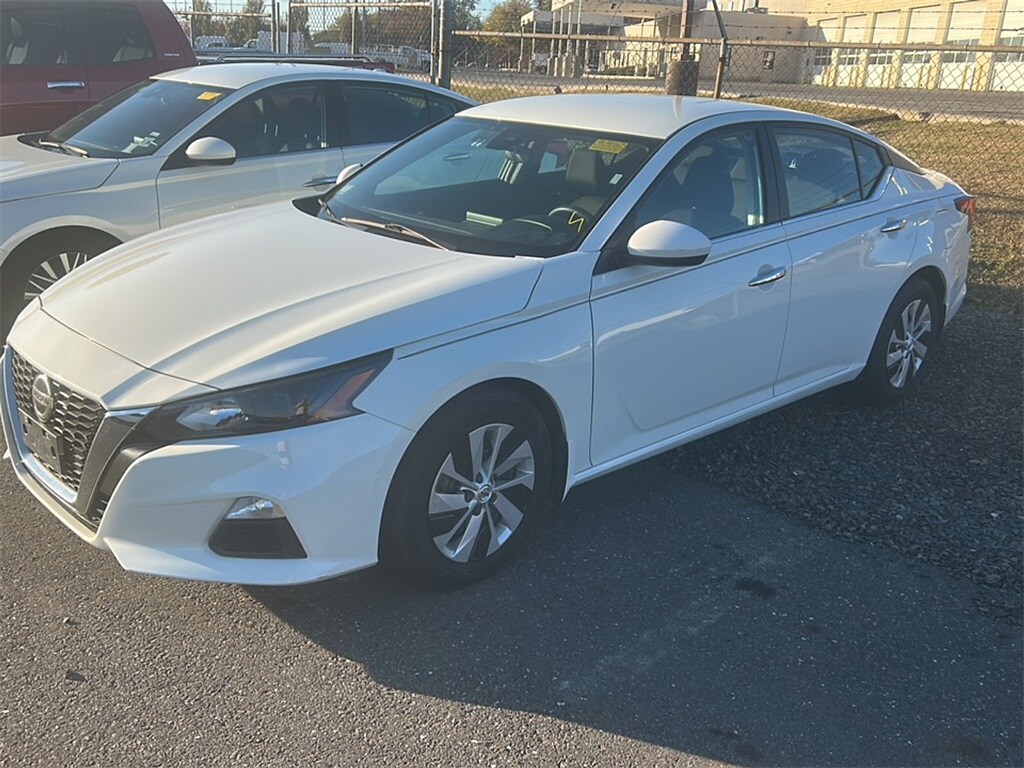 Used 2022 Nissan Altima 2.5 S Sedan