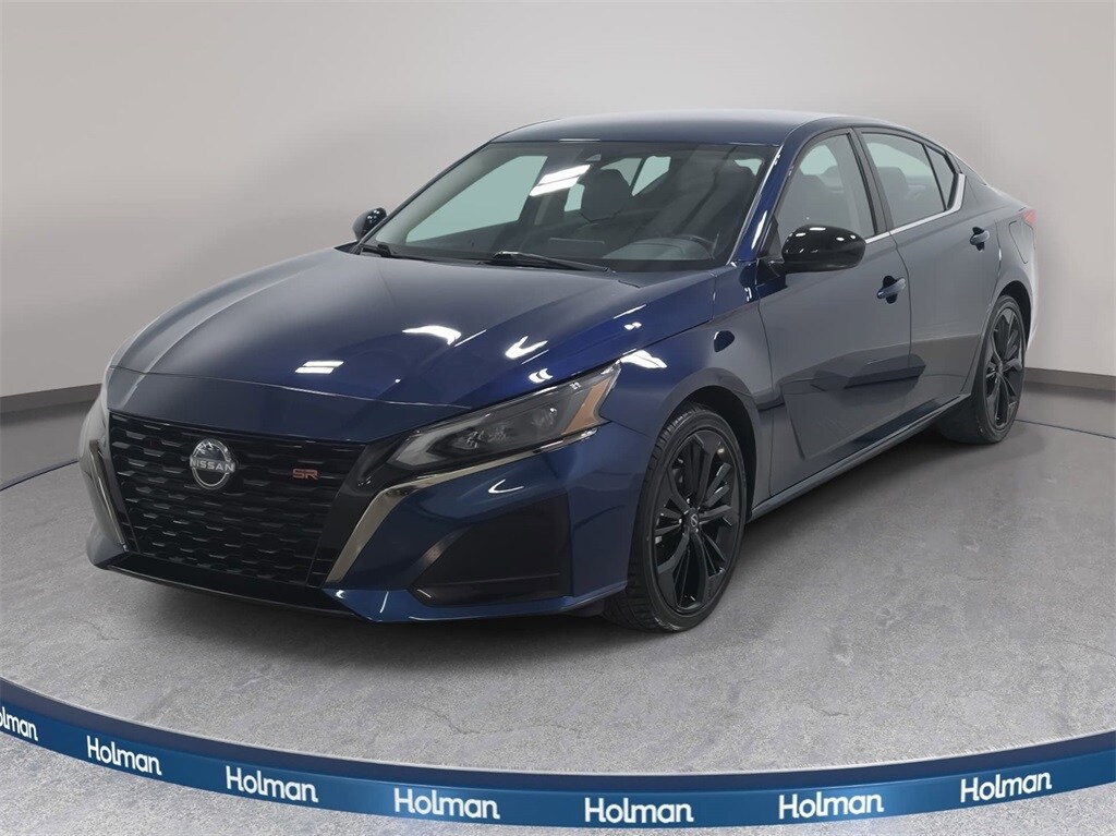 Used 2024 Nissan Altima 2.5 SR Sedan
