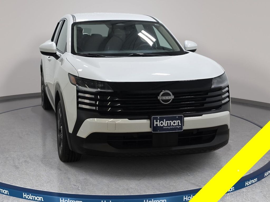 Used 2025 Nissan Kicks SV SUV