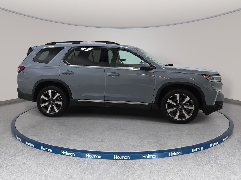 Used 2023 Honda Pilot Touring SUV