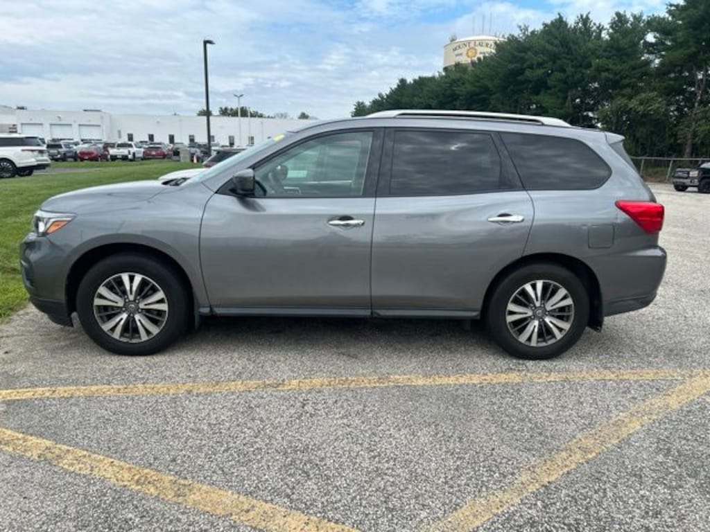Used 2020 Nissan Pathfinder S SUV
