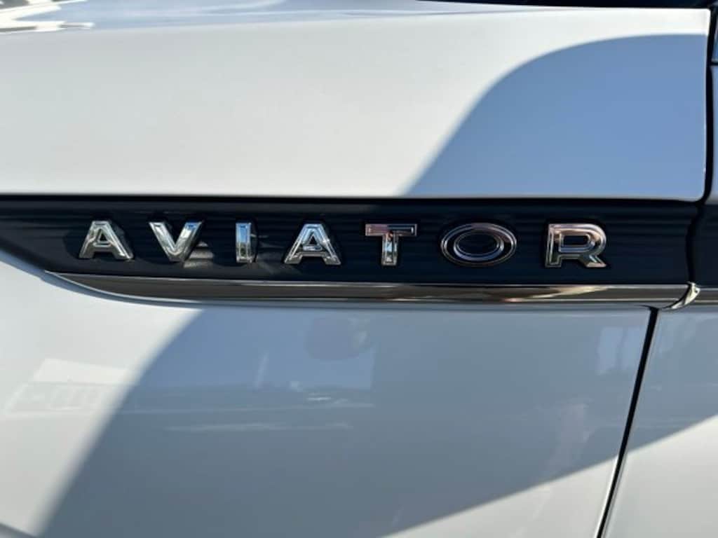New 2026 Lincoln Aviator Premiere® SUV