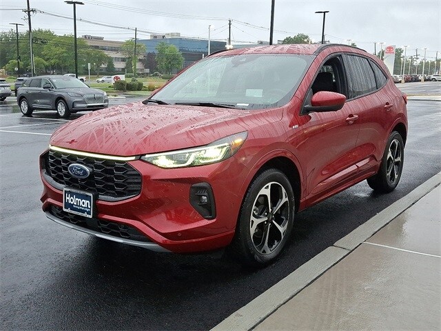 2024 Ford Escape ST-Line Elite photo 4