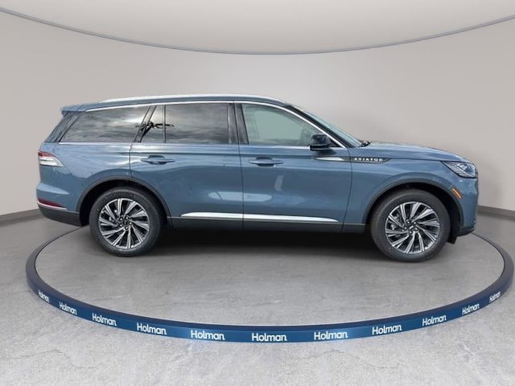 New 2026 Lincoln Aviator Premiere SUV