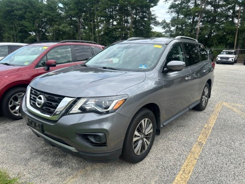 Used 2020 Nissan Pathfinder S SUV