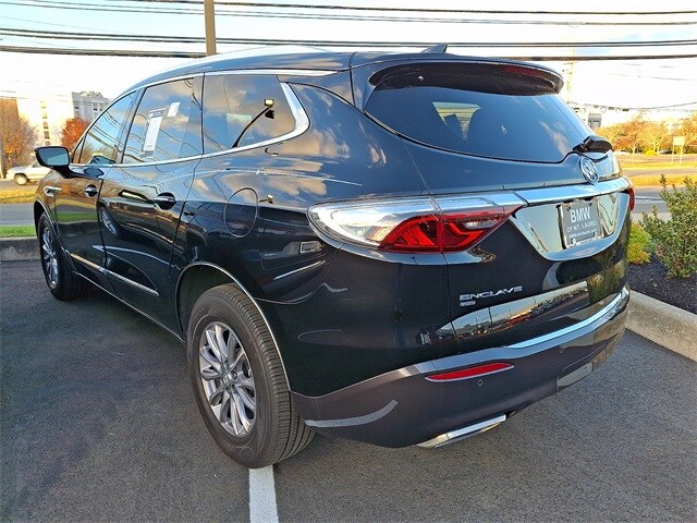 2023 Buick Enclave Essence photo 3