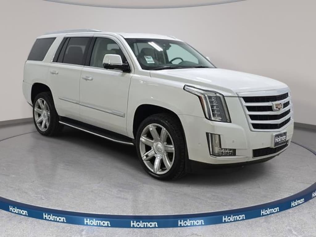 Used 2018 Cadillac Escalade Luxury SUV