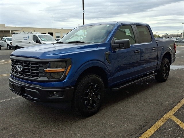 2025 Ford F-150 STX photo 4