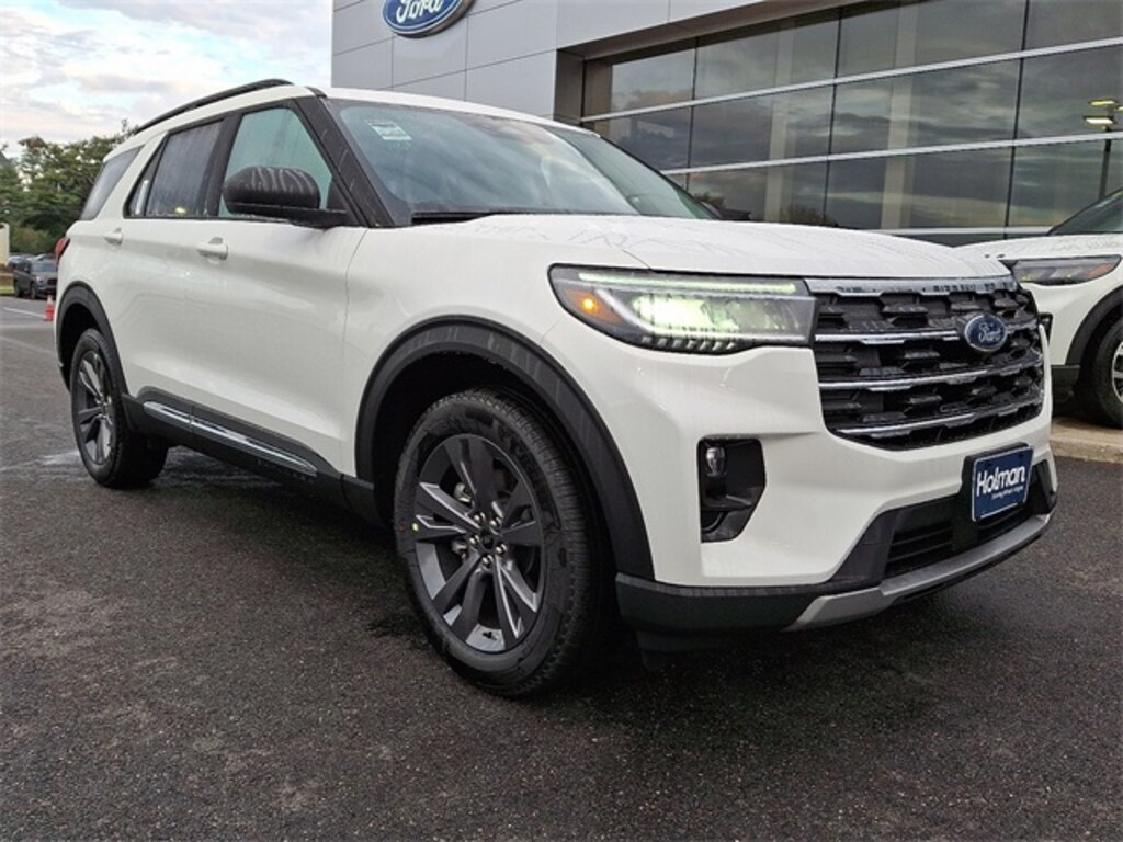 Used 2025 Ford Explorer Active SUV