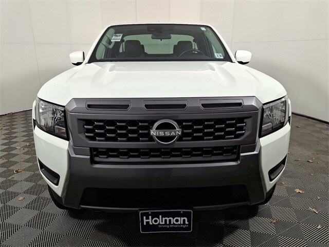 2025 Nissan Frontier SV photo 2